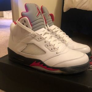 Air Jordan Retro Fire Red 5s *AUTHENTIC*